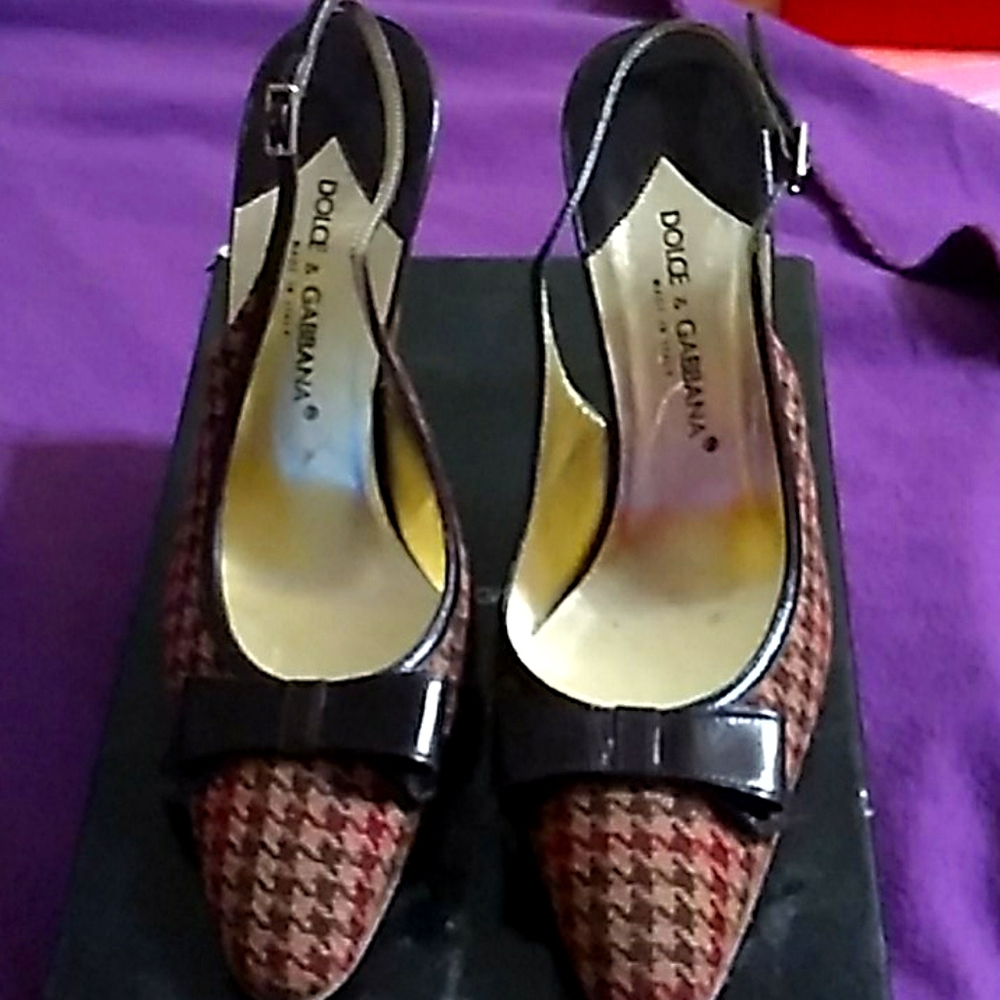 Shoe